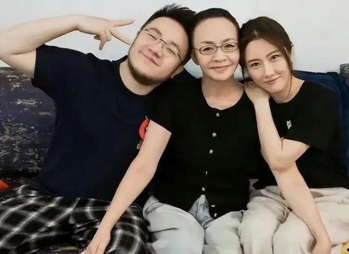 娱乐718吃瓜最新,揭秘娱乐圈最新“瓜”事，带你领略明星幕后故事